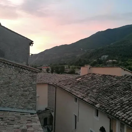 Appartement Entrevaux * Entrevaux